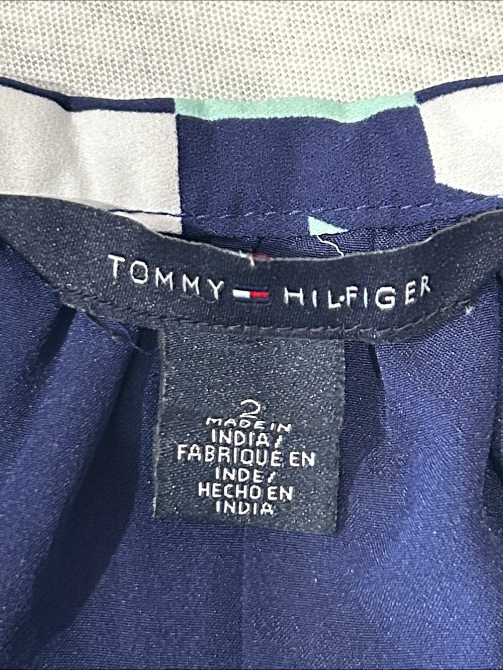 Tommy Hilfiger Geometric Print Mini Skirt in Navy, Mint & Red size 2 - Picture 2 of 7